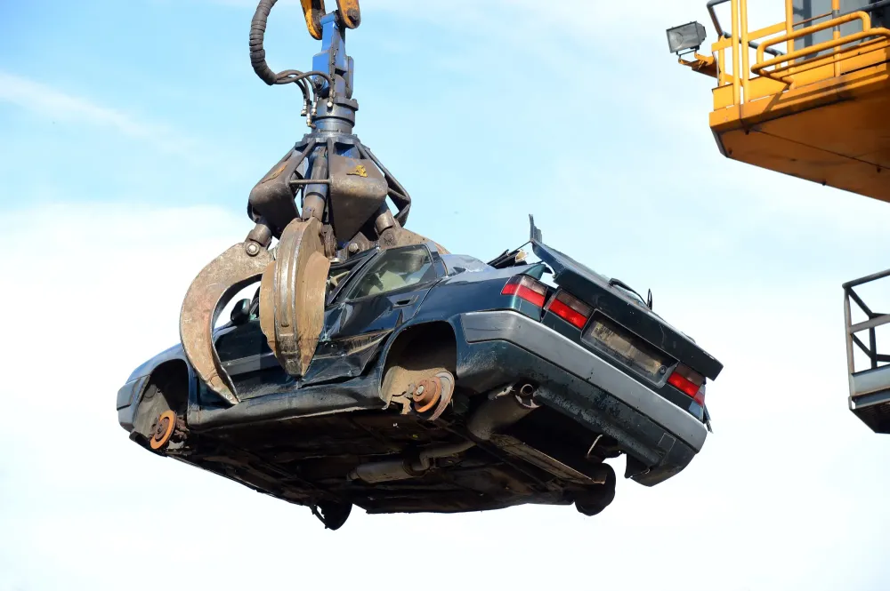 épave voiture